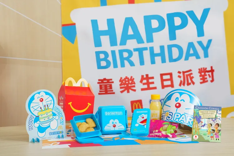 壽星可享只送不賣的專屬生日禮「哆啦A夢人氣餐盒組」，還有Happy Meal麥麥盒四件組等專屬禮品。業者提供