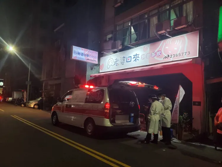 現場有救護車待命。王勇超攝