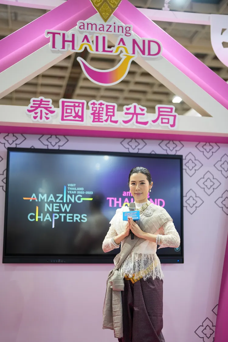 旅展期間在泰國館攤位內的旅行社訂購泰國行程，即享買一送一好康，數量有限、送完為止。田欣雲攝