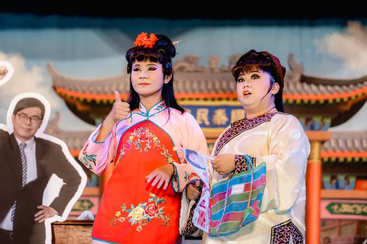 台灣基進議員候選人李雨蓁、張博洋與楊佩樺昨晚粉墨登場。基進提供