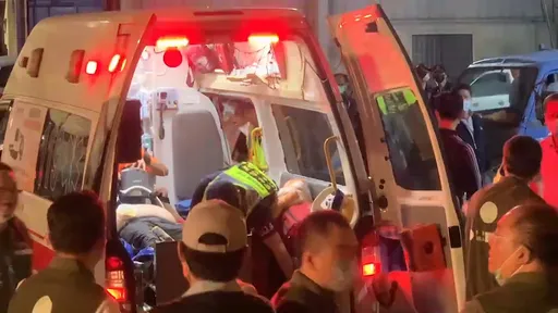 雲林綠營造勢高潮不斷　支持者阿伯激動昏厥送醫