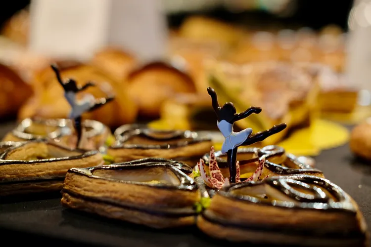 張世彬的創意丹麥名為「展翅」，上方有個即將起舞高飛的小女孩，象徵張世彬對1歲女兒的期許。葉盛耀攝