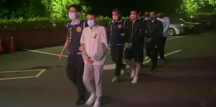 警方逮捕棄屍嫌犯。翻攝畫面