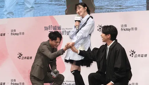 李杏自豪床戲好手逼近天花板 藍葦華都靠她引導