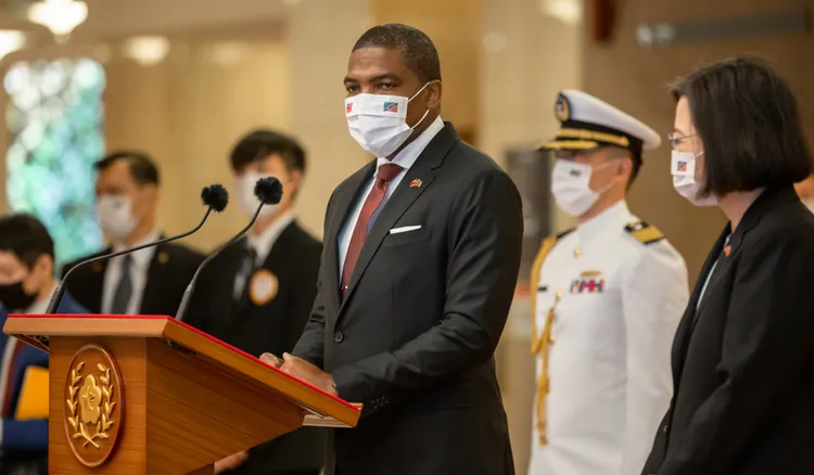 德魯感謝台灣對聖克里斯多福及尼維斯的大力襄助。總統府提供