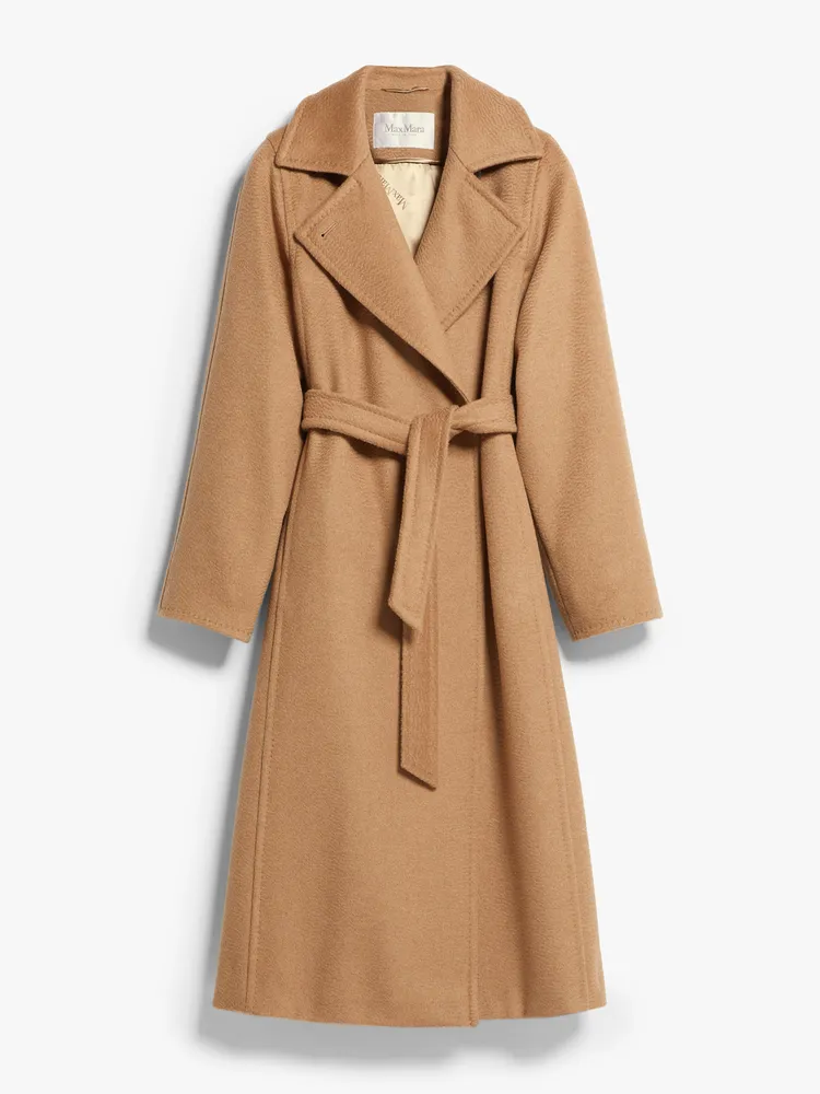 MAX MARA Manuela大衣，14萬800元。品牌提供