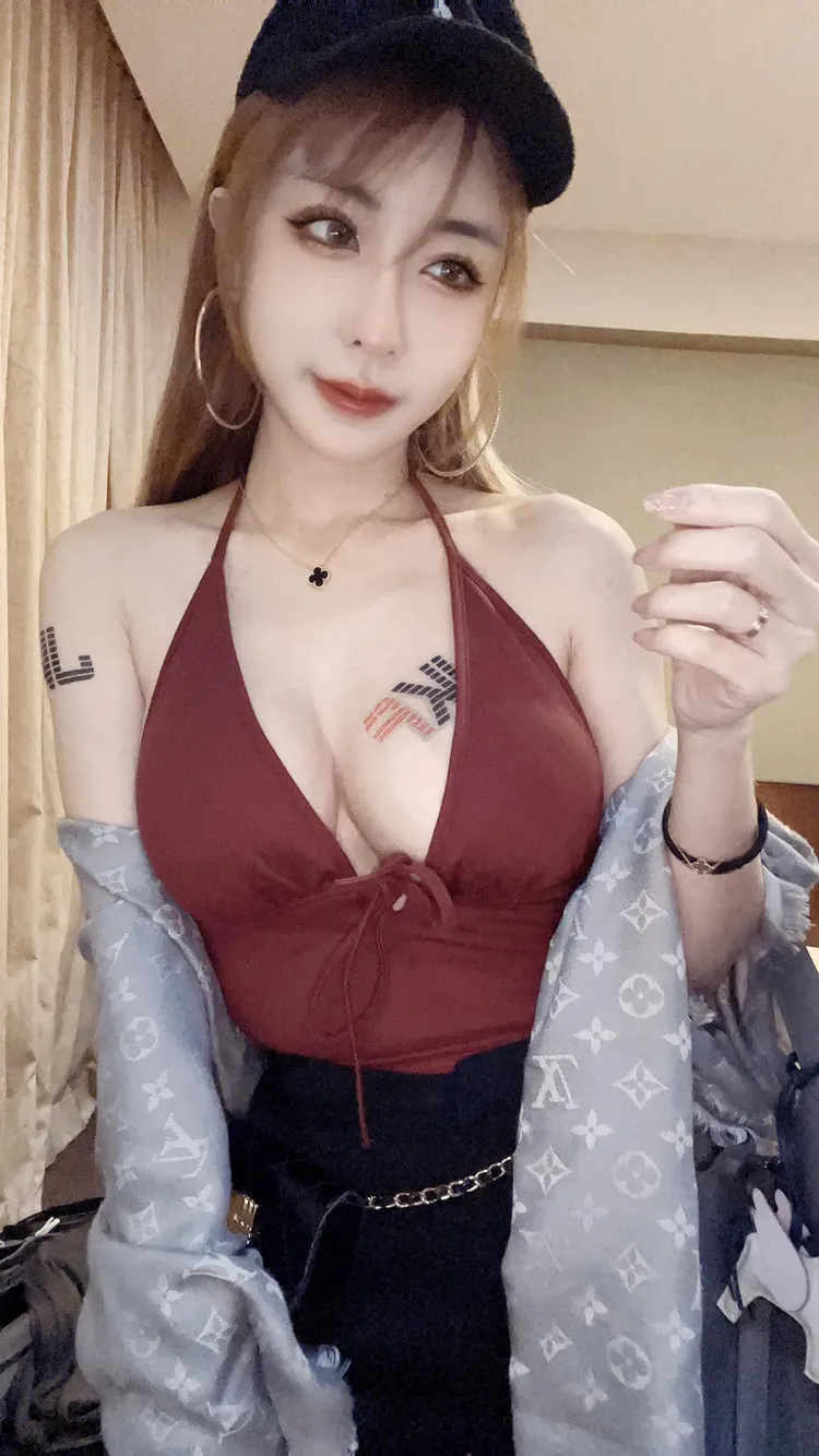 雪碧有情色教主稱號。引自雪碧臉書