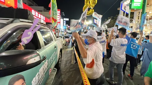 雲林選前之夜｜張麗善、劉建國狹路相逢！直擊藍綠對陣叫囂　百警隔離