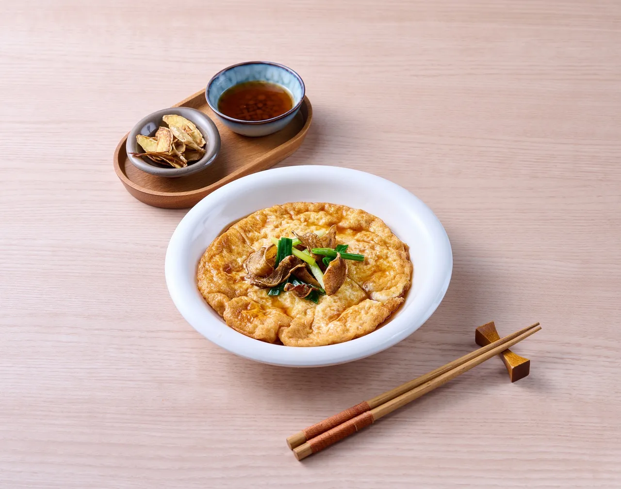 以雲林黑麻油、老薑爆香的經典台菜。業者提供