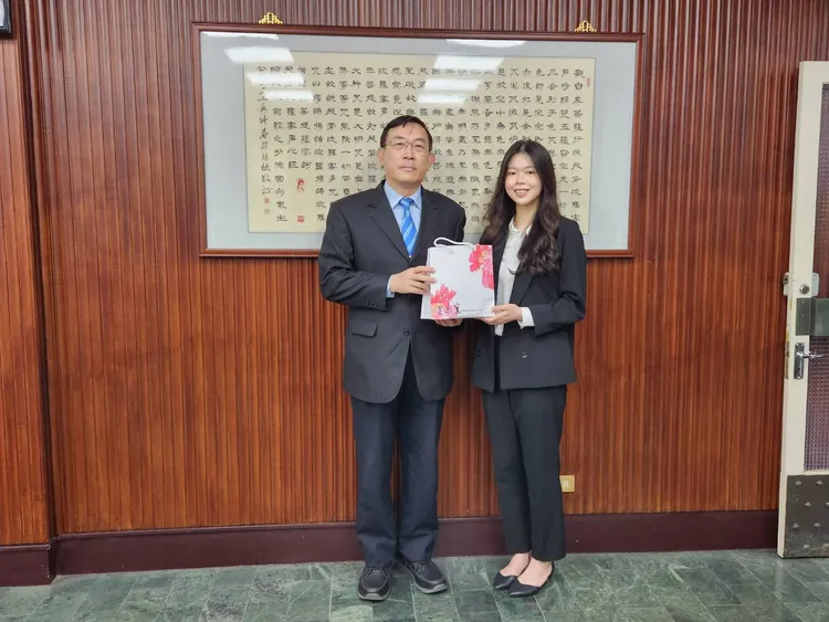 檢察總長刑泰釗到雲檢慰勉查賄小組。檢方提供