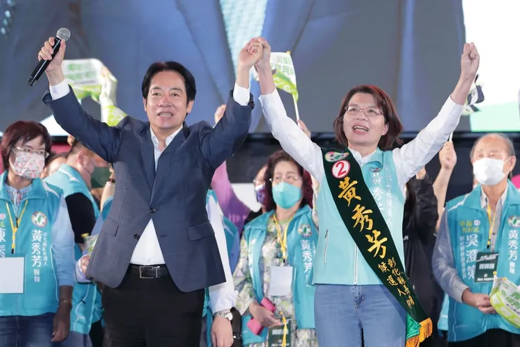 副總統賴清德第15度助選黃秀芳，選前之夜也到場站台。黃秀芳競總提供