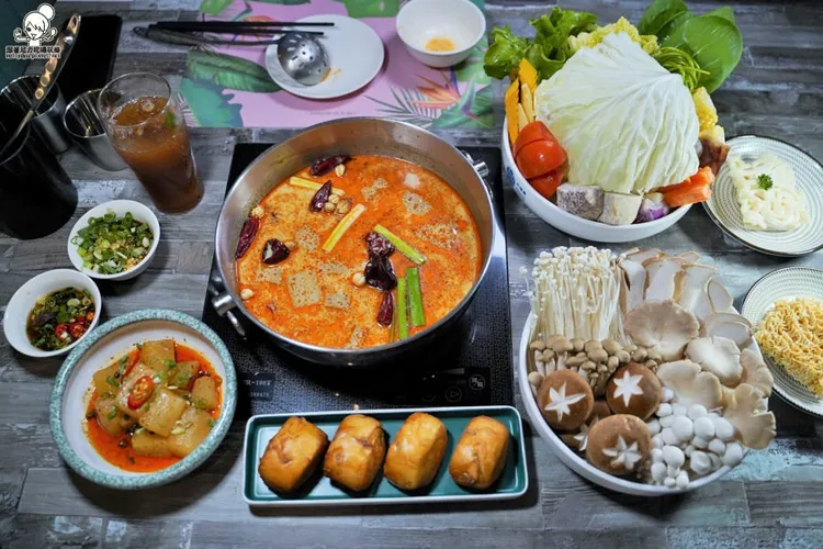 拉拉推薦春囍打邊爐的麻奶鍋。觀光局提供