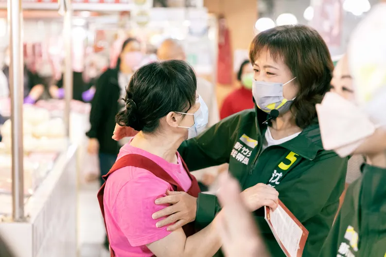 沈慧虹持續拜票行程。沈慧虹競辦提供