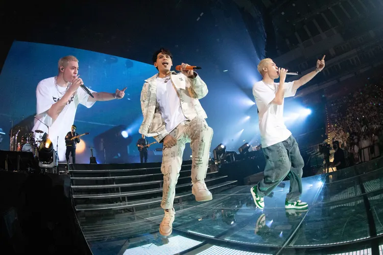 陳零九和周湯豪飆歌。環球提供