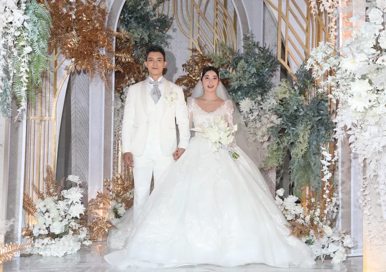 婚禮已於上午順禮結束，目前正在宴席中。陳明中攝