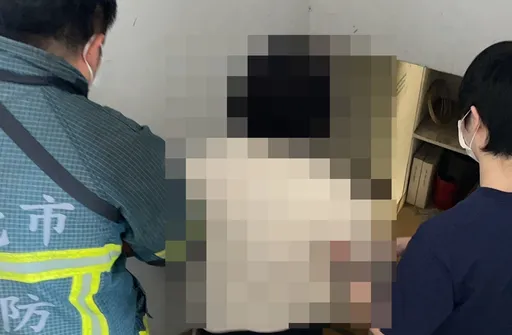 女子就診完心情差在頂樓吹風　警、消合力救下阻意外