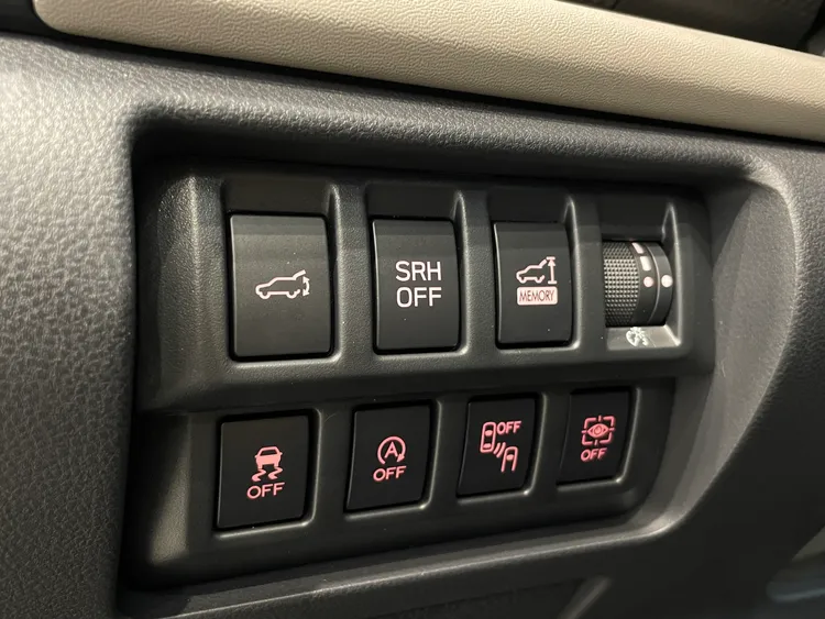 Subaru Forester車上搭載的「EyeSight 4.0智能駕駛安全輔助系統」，提供相當於Level 2半自動駕駛輔助功能。林浩昇攝