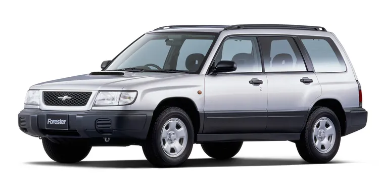 1997年Subaru首度以Impreza Wagon底盤發展Forester車系，當時車型定義介於傳統旅行車與SUV之間。原廠照片