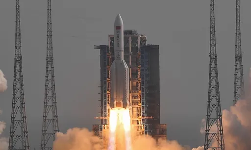 北京證實南海漂浮碎片為火箭殘骸 否認向菲強奪