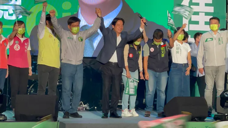 賴清德說，迎合國際民主潮流，市長要選擇有高度民主素養的。陸運陞攝