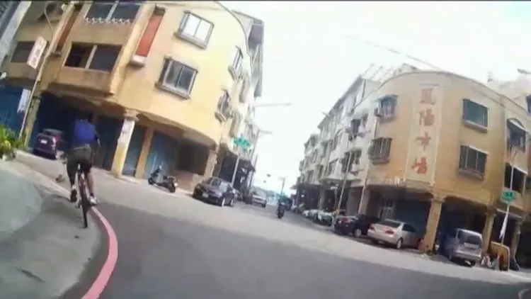 郭男過彎技巧高超。讀者提供