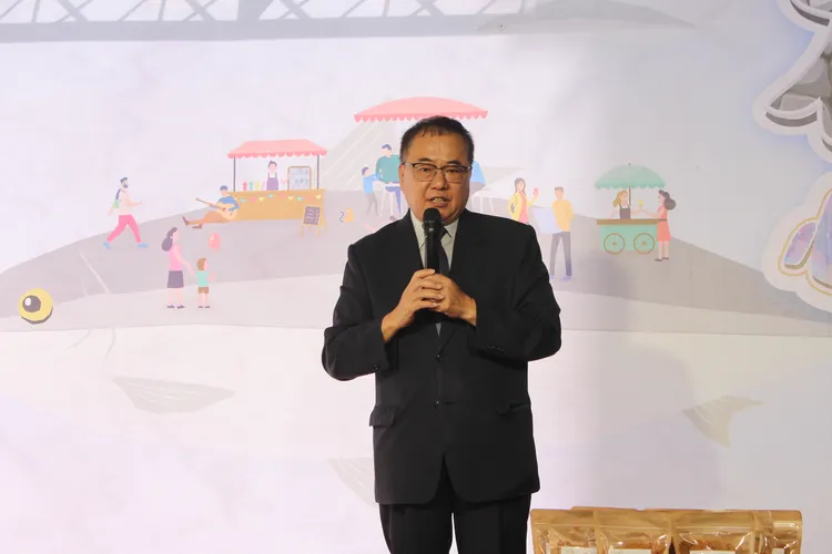 漁業署署長張致盛到場呼籲大家支持國產水產。潘袁詩羽攝