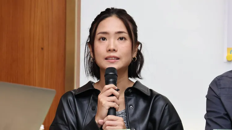 徐定禎的女兒里唯簡短呼籲大家，一定要回家投票。葉志明攝