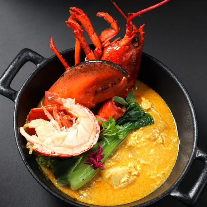 泰式黃金咖哩龍蝦飯。晶華酒店提供