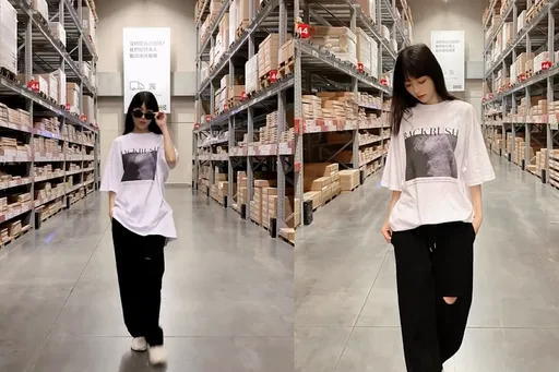 ikea就是我的伸展台 長髮酷妹儲貨架旁走台步夠潮吧