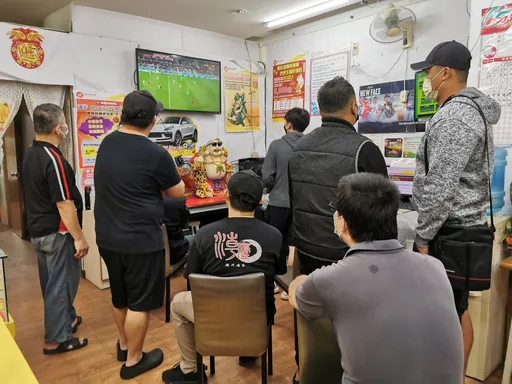 世足夯!運彩投注站擠滿夜貓子 業者樂「女生也愛下,買氣多3成」