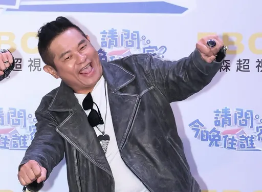 60歲許效舜睽違2年主持新節目　經紀人認了酬勞大縮水