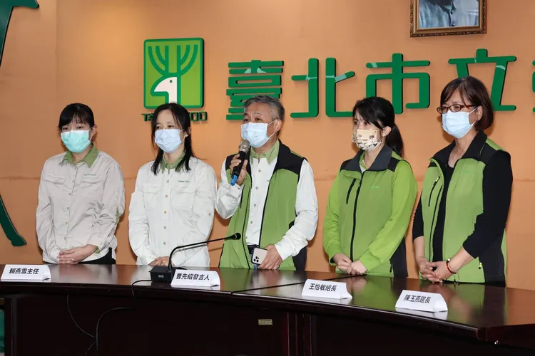 動物園已與大陸貓熊專家進行醫療討論。葉志明攝