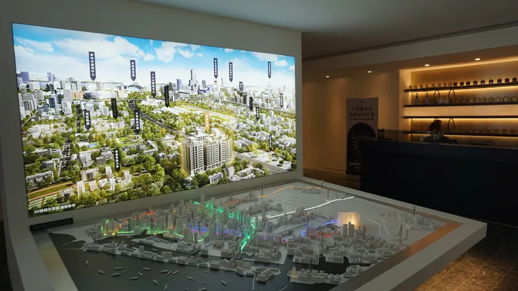 「華友聯Power City」屬少見小港區造鎮，目前已進場銷售。葉家銘攝