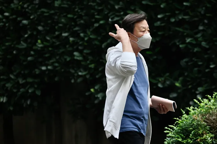 寇世勳為老友辭世感傷。林林攝