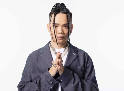 嘻哈歌手Barry Chen讓瘦子甘願虧錢 浪子回頭全因媽媽一夜白髮