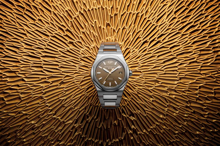 Laureato 38mm Copper精鋼腕錶，45萬7000元。品牌提供