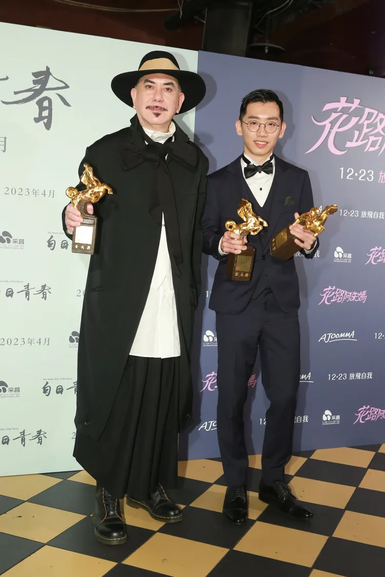 黃秋生（左）和導演劉國瑞現身慶功宴。朱世閎攝