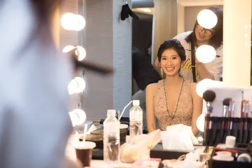 還原|「鏡頭裝在腳背」她裙底風光全都攝 李明璇:死變態關久一點