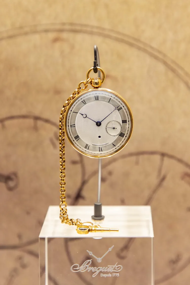 No. B2439古董懷錶在1815年被支敦斯登的Maurice王子購入。品牌提供