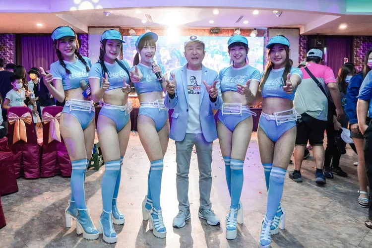 林義豐將在選前之夜舉辦世界十大DJ電音派對造勢表演。翻攝林義豐臉書