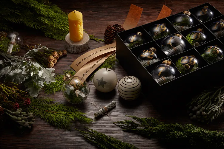 誠品行旅今年以耶誕倒數月曆為靈感推出「倒數｜耶誕饗時光」，邀請到訪旅人透過文字的力量，感受溫暖的耶誕時光。業者提供