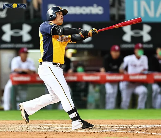 曾仁和暫停後仍被敲3分砲!兄弟最火燙男人:早就想好策略