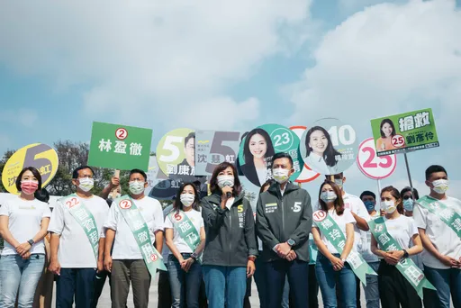 柯文哲酸「智商太低了吧」 沈慧虹回擊:候選人品格操守更重要