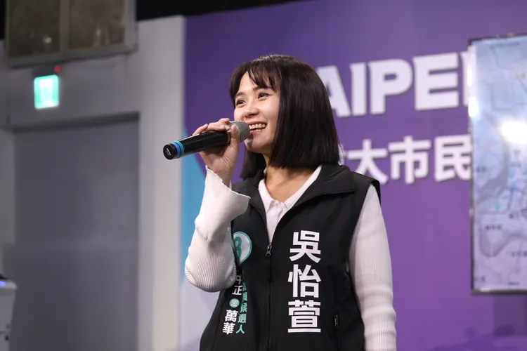 民眾黨議員參選人吳怡萱。陳明中攝