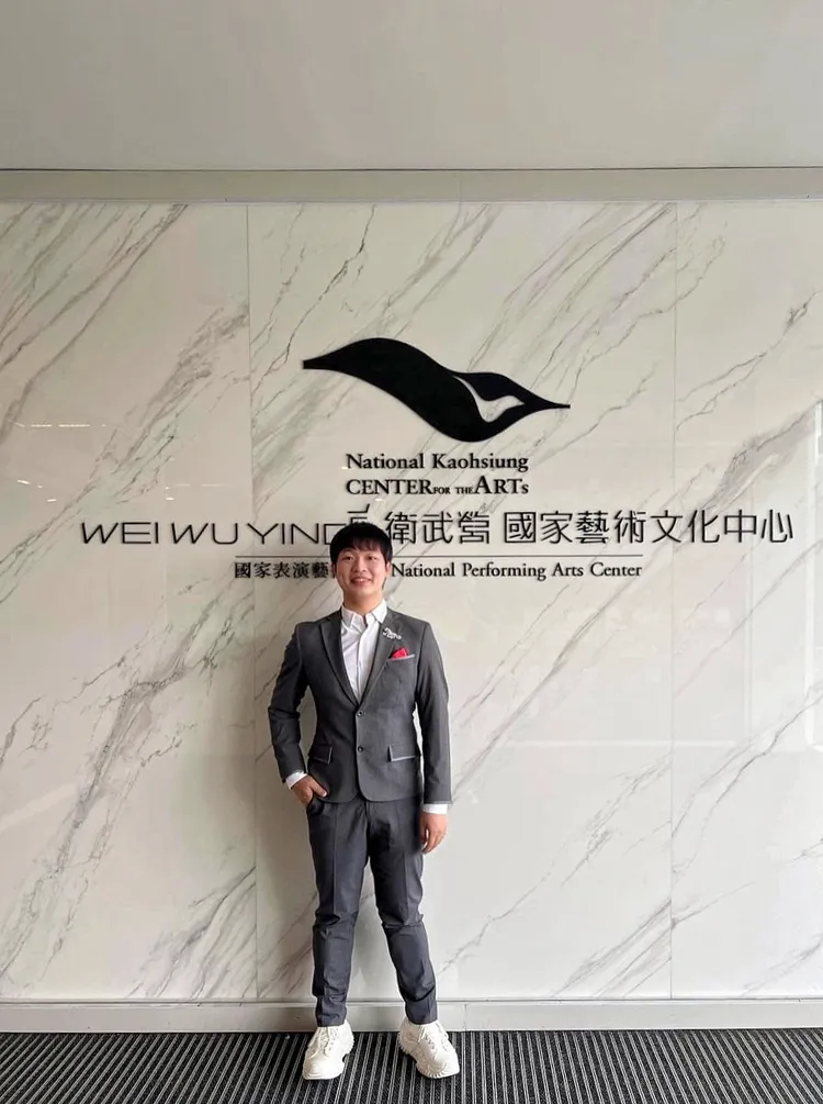 蔣榮宗前天（27日）在高雄衛武營出席南加大校友會音樂會「舞動南加州的陽光」。ZONG MUSIC提供