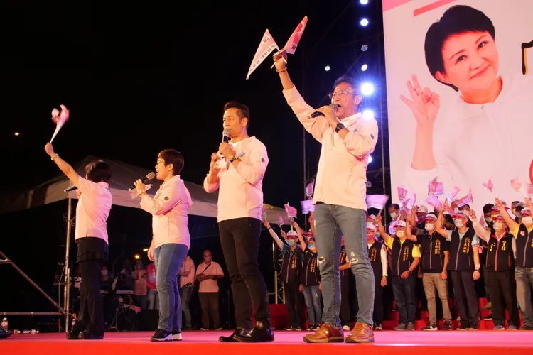 綜藝大哥徐乃麟站台力挺。張喆喜攝