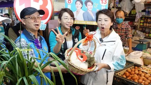 陳時中黃金周遊行吸15萬人 黃珊珊酸:選情告急撒幣