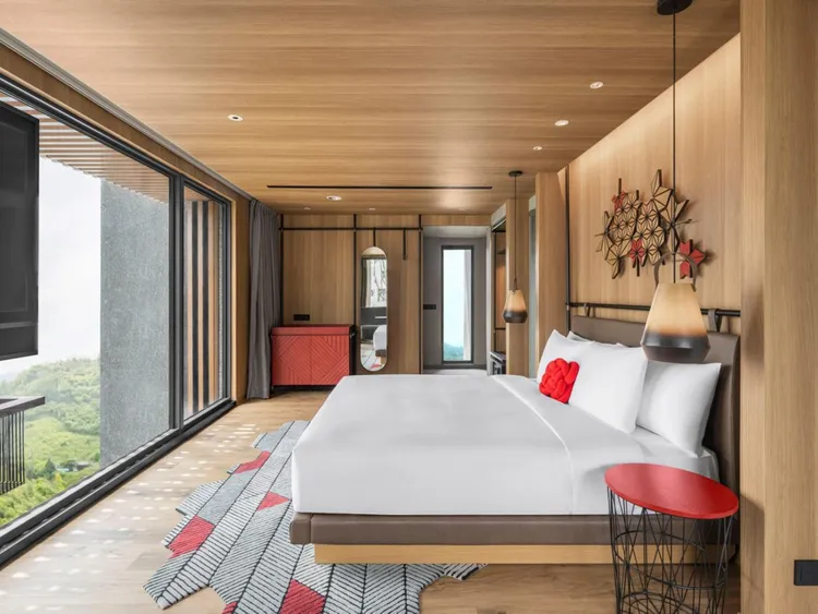 阿里山英迪格客房設計融入不少鄒族的編織元素。翻攝阿里山英迪格酒店官網