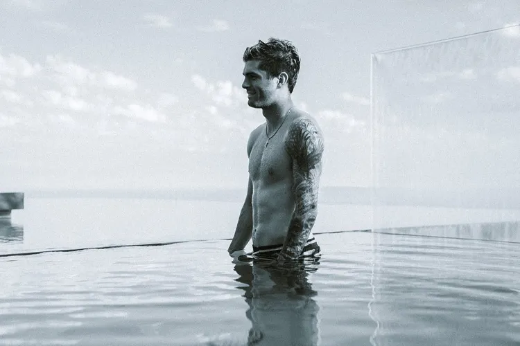 普利希克年僅24歲，高顏值、精壯體態加上精湛球技，讓他IG累積逾620萬粉絲。翻攝Christian Pulisic  IG