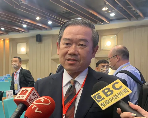 台灣機會來了！　陳其宏指電動車讓汽車業發生「翻天覆地改變」